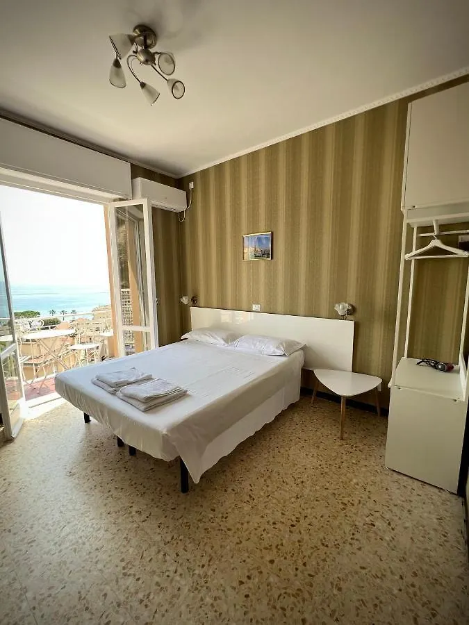 Hotel Pineta Laigueglia Italy